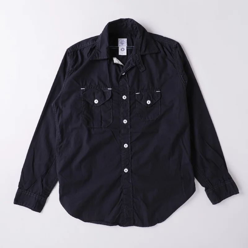 Slim-Fit Button-Down Shirt for Sharp Appearance-Cruzer Shirt : cotton poplin dark navy "Dead Stock"