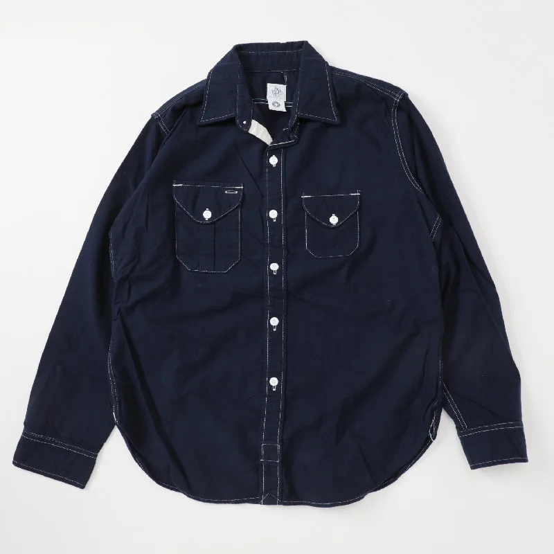 Simple White Button-Down Shirt for Minimalist Look-Cruzer Shirt : cotton flannel navy "Dead Stock"