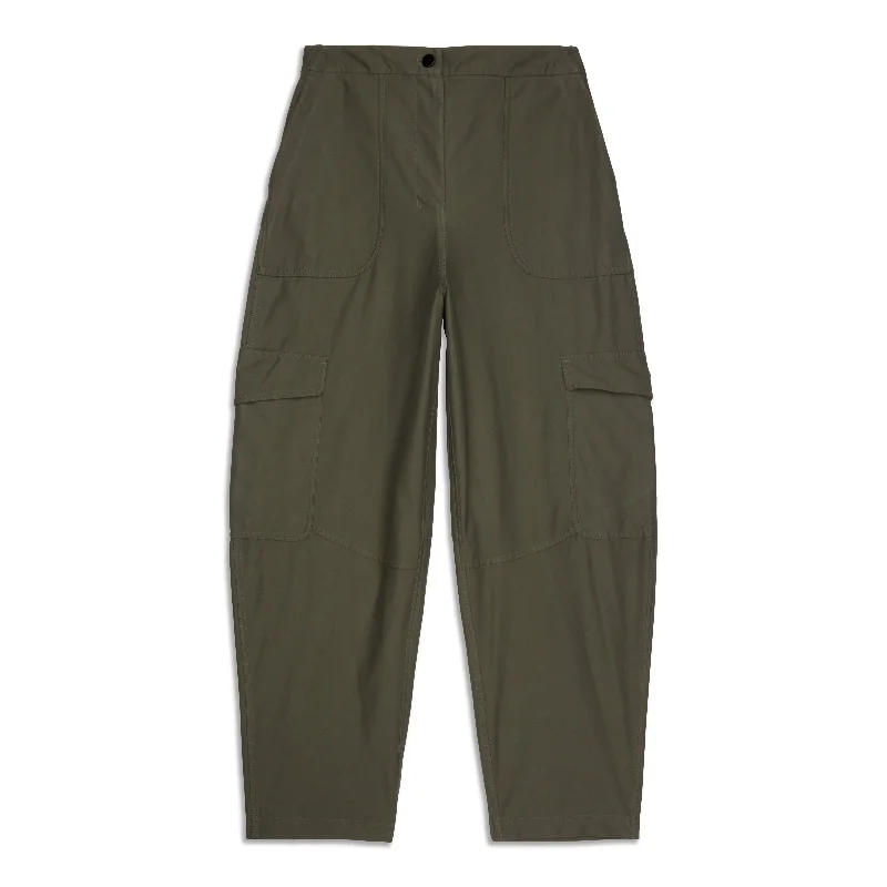 Slim-Fit Trousers for a Sleek Appearance-Light Utilitech Cargo Pocket High-Rise Pant - Resale