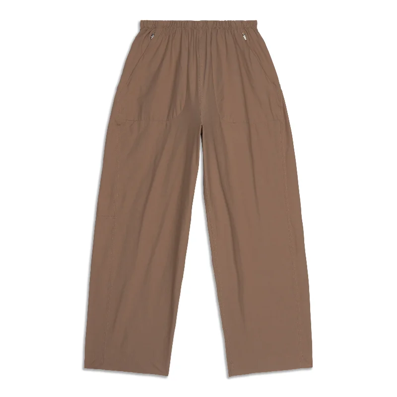 Versatile Cargo Pants for Utility and Style-Lightweight Mid-Rise Barrel-Leg Cropped Pant - Resale