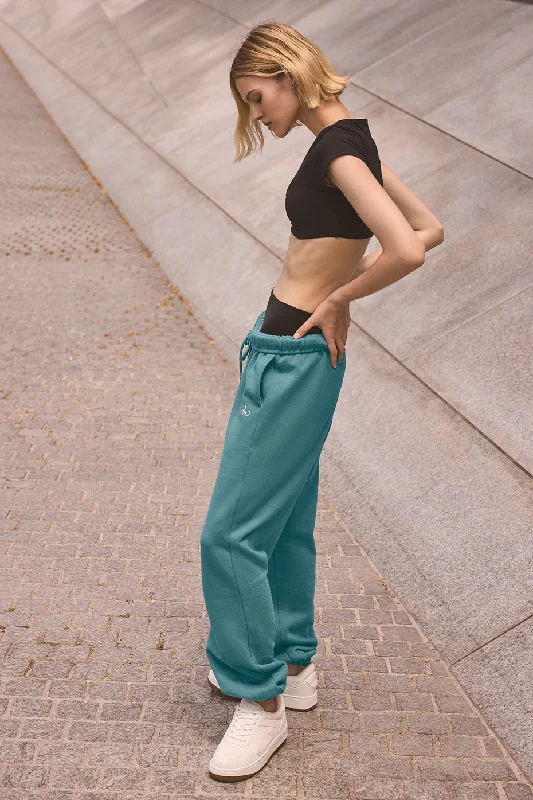 Loose Fit Pants for a Relaxed Vibe-Accolade Sweatpant - Teal Agate