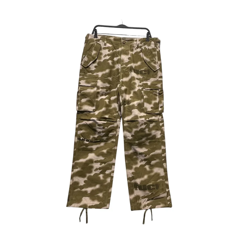 Soft Fleece Pants for Cold Weather Comfort-FTP/Pants/M/Cotton/GRN/Camouflage/button closure monogram